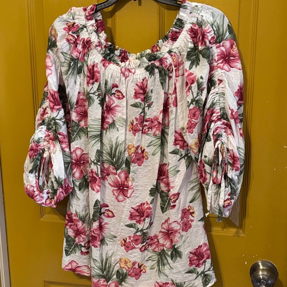 Easel Pink and Green Floral Blouse